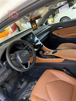 تويوتا أفالون